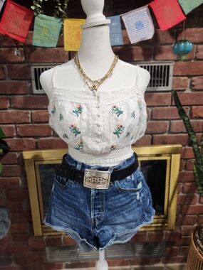 Forever 21 White Embroidered Floral Cropped Camisole